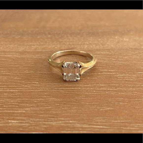 ✨STUNNING ✨McTiegue & McLelland ~1+ carat diamond & 18k engagement ring.